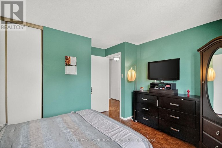 29596535/61-fieldgate-drive/knollsbrook/ottawa/ontario/K2J1V3_25