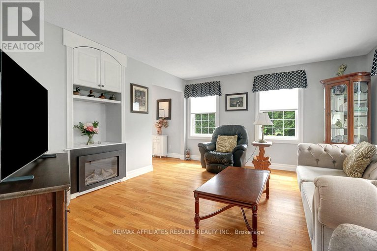 28684652/2792-tennyson-road/drummond-n-elmsley-drummond-twp/drummondnorth-elmsley/ontario/K7H3C8_8