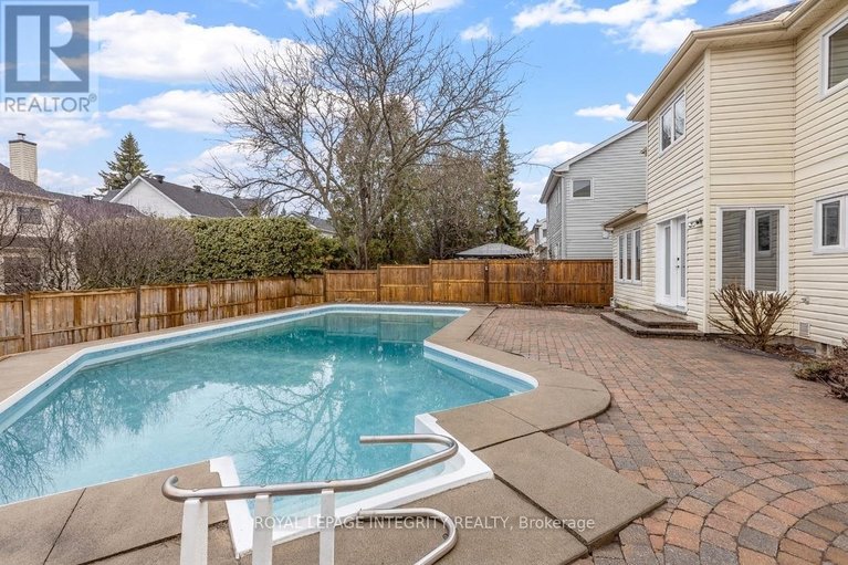 29622536/18-shipley-crescent/stittsville-central/ottawa/ontario/K2S1R2_35