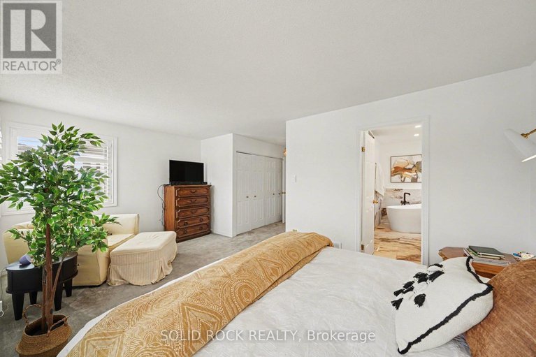 29444283/51-pemberton-crescent/manordale/ottawa/ontario/K2G4Y9_31