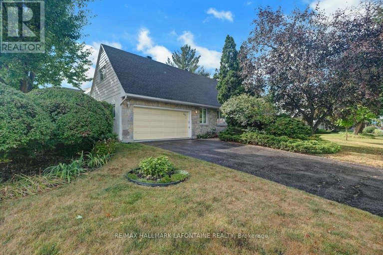 28797062/844-edgeworth-avenue/whitehaven/ottawa/ontario/K2B5L6_2