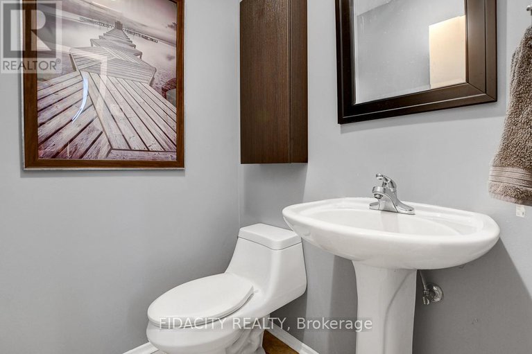 29034615/61-159-salter-crescent/beaverbrook/ottawa/ontario/K2K1Y8_22