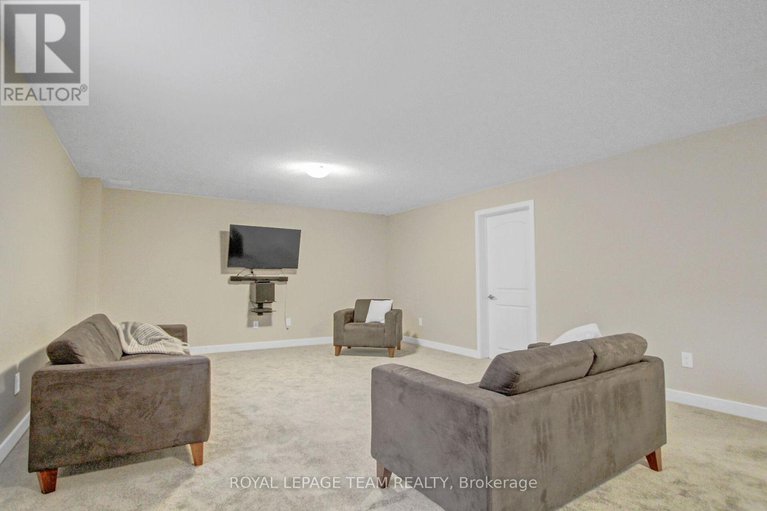 29030663/248-pursuit-terrace/goulbourn-twp-from-franktown-rdsouth-to-rideau/ottawa/ontario/K0A2Z0_43