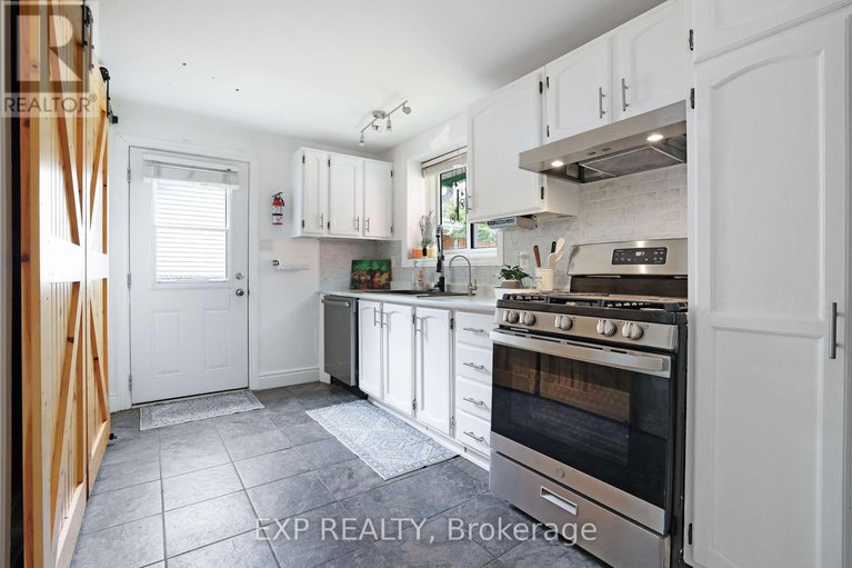 28899628/55-division-street-n/mcnabbraeside-twps/mcnabbraeside/ontario/K7S3B9_15