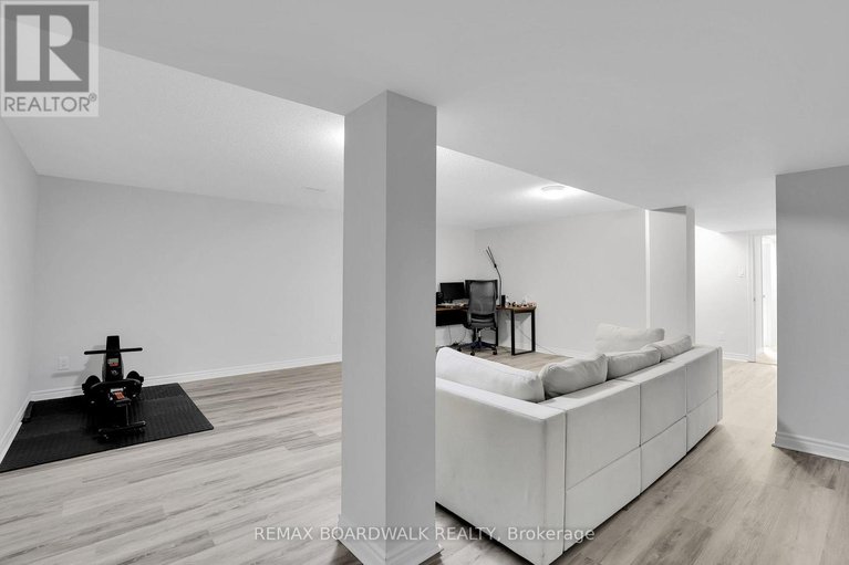 29563577/306-pilot-private/emerald-meadowstrailwest/ottawa/ontario/K2V0S4_31