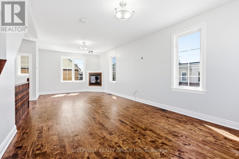 29643563/54-christie-street/west-centre-town/ottawa/ontario/K1R0A9_19