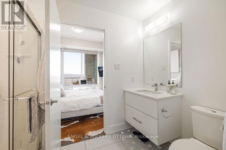 28893312/809-88-richmond-road/westborohampton-park/ottawa/ontario/K1Z0B1_16