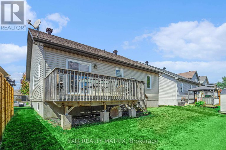 28777182/14-provost-street/north-stormont-finch-twp/north-stormont/ontario/K0A1R0_39