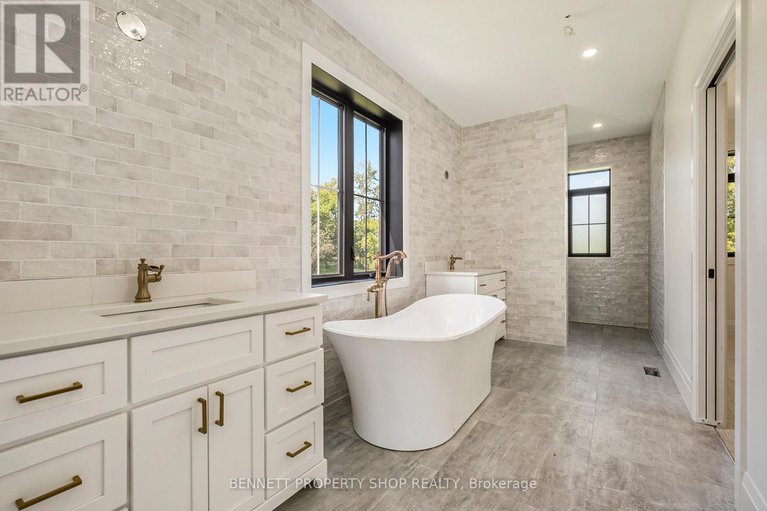 28166284/3978-squire-road/south-glengarry-charlottenburgh-twp/south-glengarry/ontario/K0C1B0_14