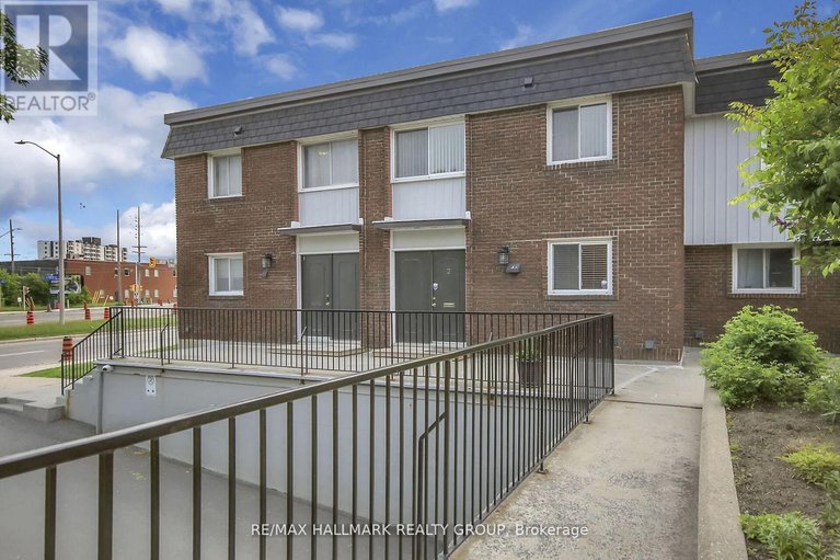 29220423/1-1821-walkley-road/urbandale-acres/ottawa/ontario/K1H6X9_1