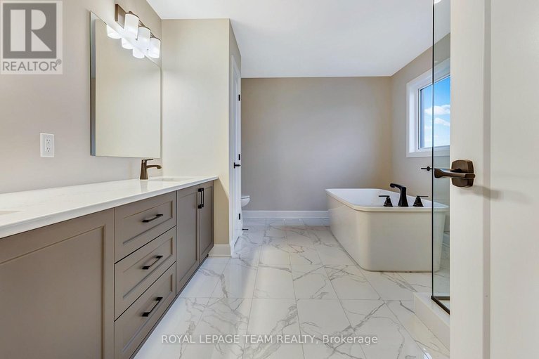 29616628/737-gamble-drive/village-of-russell/russell/ontario/K4R0G5_24