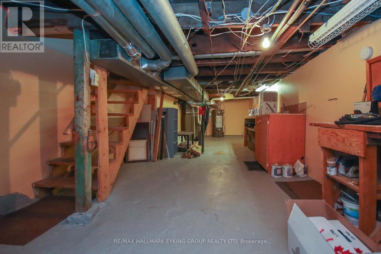 28220496/239-york-street/lower-town/ottawa/ontario/K1N5T9_47