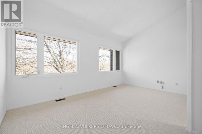 28241154/306-cathcart-street/lower-town/ottawa/ontario/K1N5C4_26
