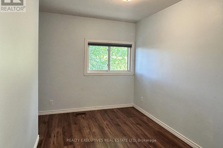 28886117/10539-gilmour-road/south-dundas-matilda-twp/south-dundas/ontario/K0E1C0_33