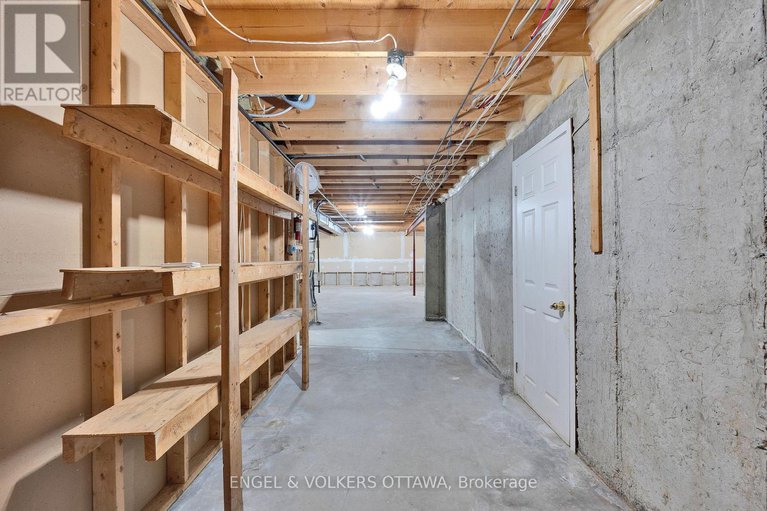 28887714/5233-mclean-crescent/manotick-long-island-nicholls-island/ottawa/ontario/K4M1G1_36