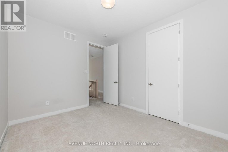 28860018/161-rugosa-street/half-moon-bay/ottawa/ontario/K2J6X4_16