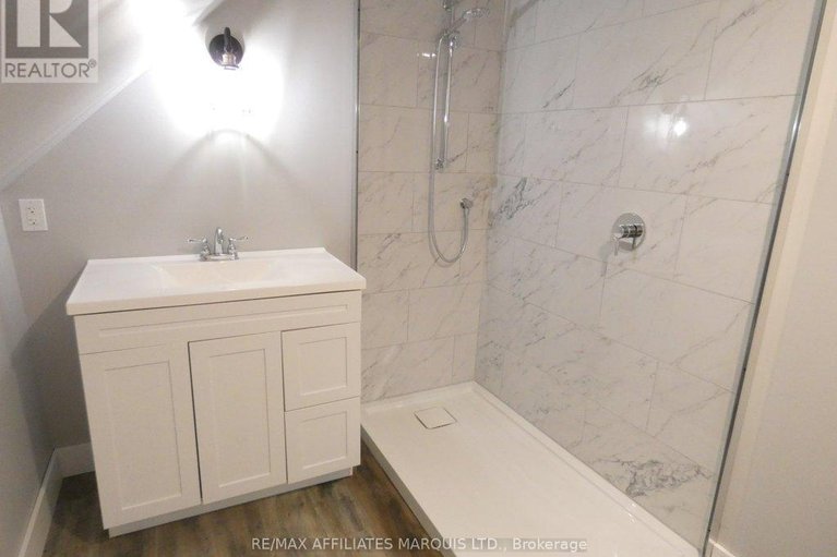 29461420/18400-kenyon-conc-rd-5-road/north-glengarry-kenyon-twp/north-glengarry/ontario/K0C1T0_21