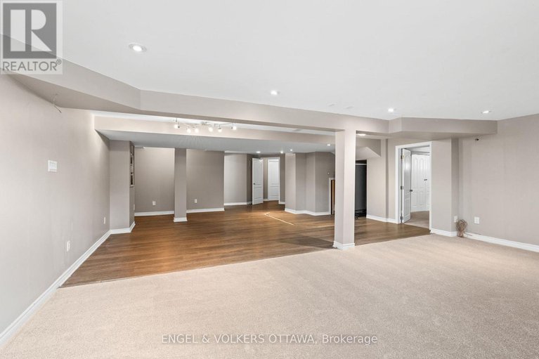 28996684/98-anfield-crescent-e/barrhaven-east/ottawa/ontario/K2G7B7_35