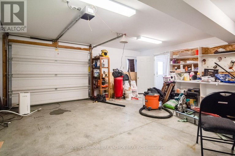 27786842/6240-167th-avenue/south-glengarry/ontario/K0C1E0_25