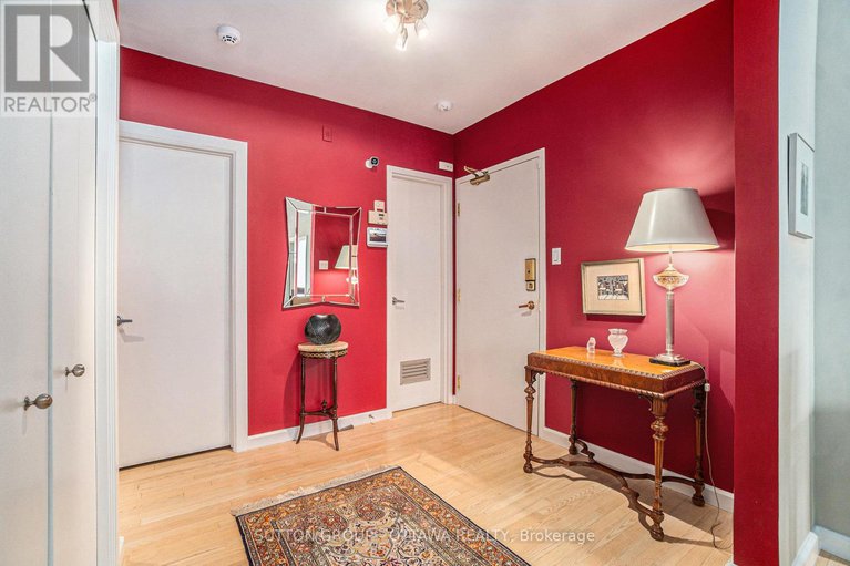 28736700/202-287-maclaren-street/ottawa-centre/ottawa/ontario/K2P0L9_2