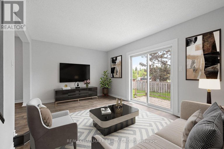 29300116/1083-millwood-court/convent-glen-north/ottawa/ontario/K1C3E9_14