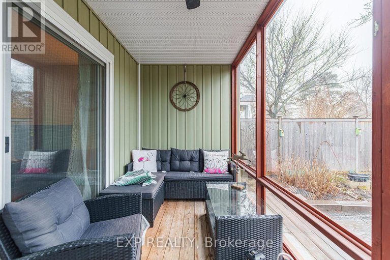 29624892/1592-apeldoorn-avenue/carleton-heights/ottawa/ontario/K2C1V5_5