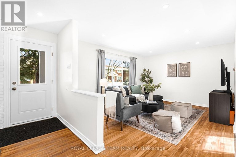 29392514/852-borthwick-avenue/castle-heightsrideau-high/ottawa/ontario/K1K2M8_8