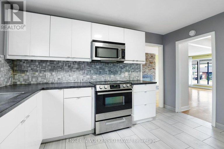28561500/919-bermuda-avenue/carson-meadows/ottawa/ontario/K1K0V8_15