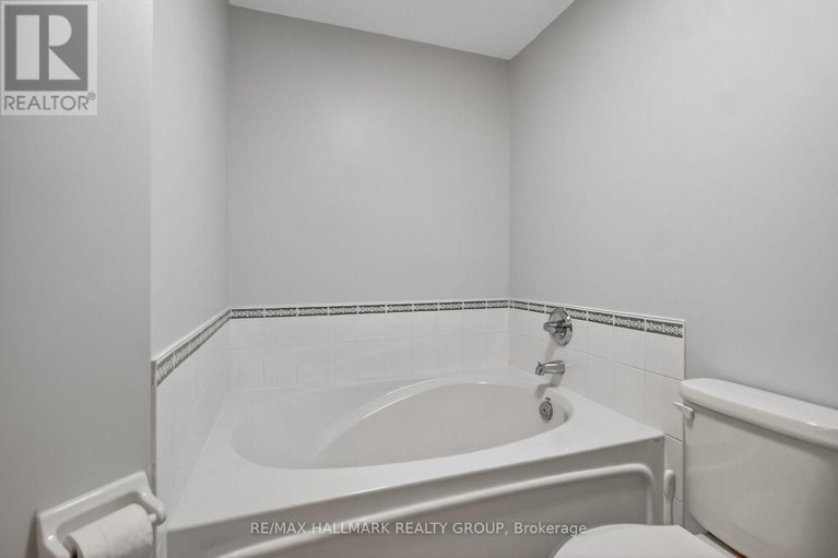 29179418/104-1512-walkley-road/heron-gateindustrial-park/ottawa/ontario/K1V2G5_21