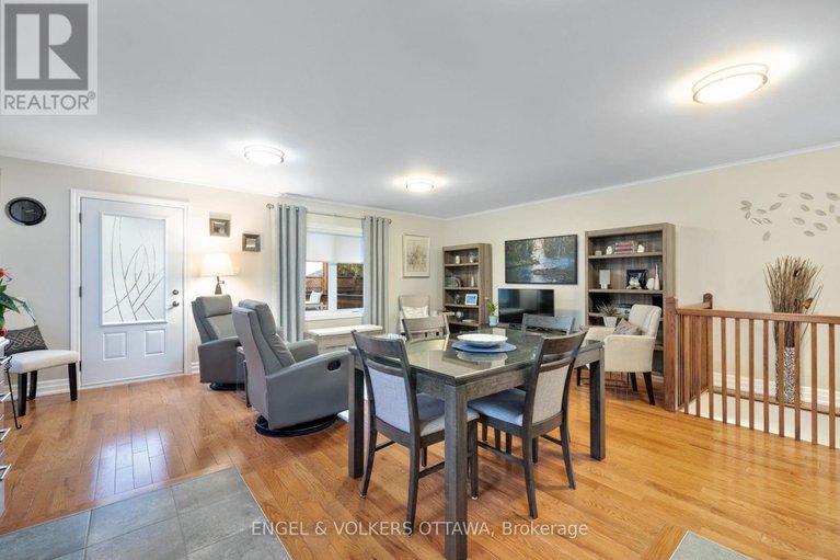 29621371/1173-st-jerome-crescent/convent-glen-north/ottawa/ontario/K1C2A7_28