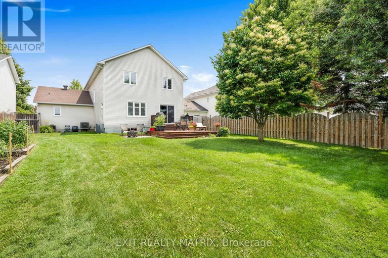 28592355/16-la-citadelle-street/embrun/russell/ontario/K0A1W0_31