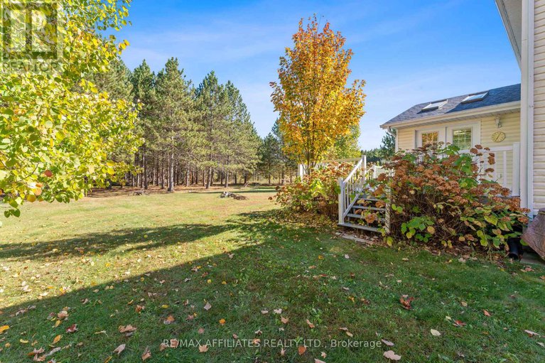 28980028/2296-eady-road/horton-twp/horton/ontario/K7V3Z8_31