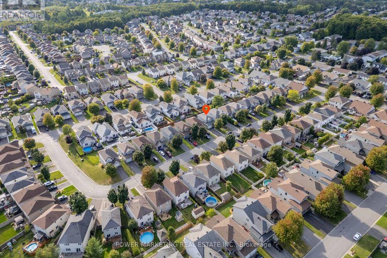 29319586/270-mica-crescent/town-of-rockland/clarence-rockland/ontario/K4K0E2_34