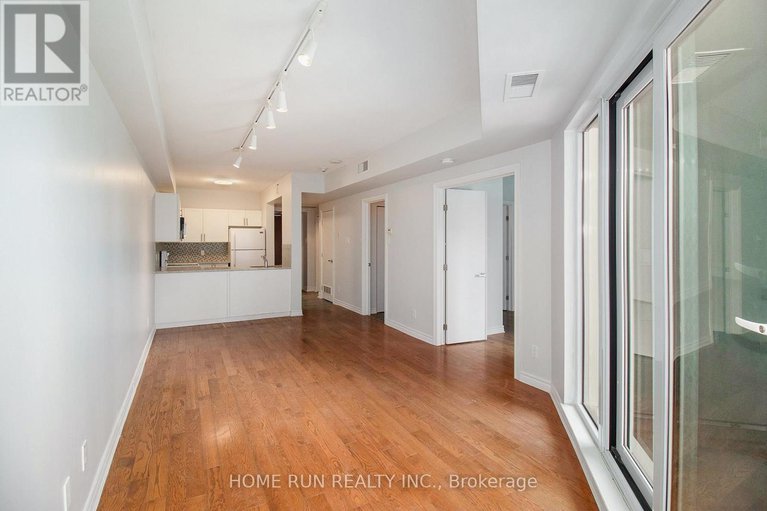 28465178/1211-234-rideau-street/sandy-hill/ottawa/ontario/K1N0A9_6