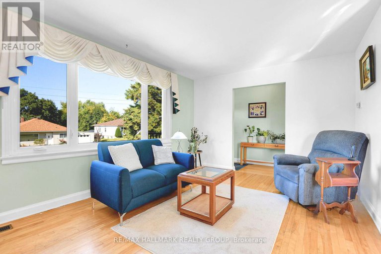 28890244/23-elvina-street/cardinal-heights/ottawa/ontario/K1J7L2_6