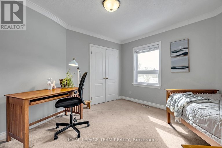 28078826/1345-potter-drive/manotick-village-manotick-estates/ottawa/ontario/K4M1C6_33