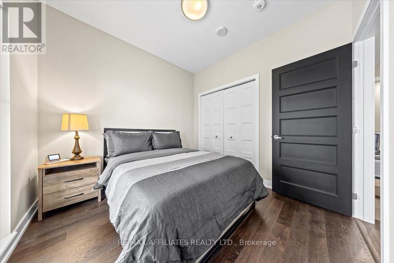 28554491/407-200-inlet-private/chatelaine-village/ottawa/ontario/K4A5H3_23