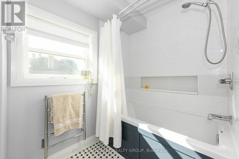 28886608/104-byron-avenue/ottawa-west/ottawa/ontario/K1Y3J2_22