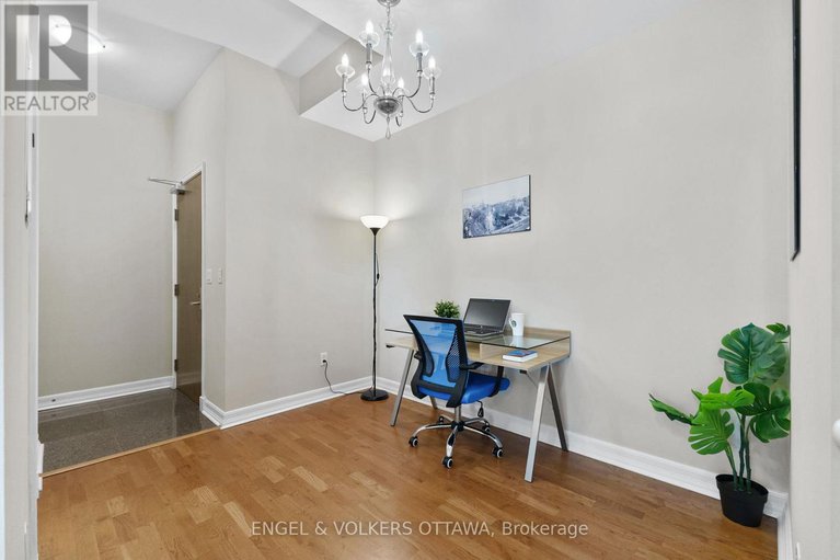 28806485/1211-200-besserer-street/sandy-hill/ottawa/ontario/K1N0A7_3