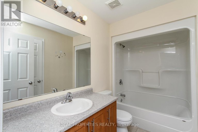 28714023/565-pepperville-crescent-n/emerald-meadowstrailwest/ottawa/ontario/K2M0E6_25