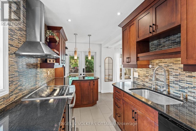 28507549/68-thornbury-crescent/centrepointe/ottawa/ontario/K2G6C4_14