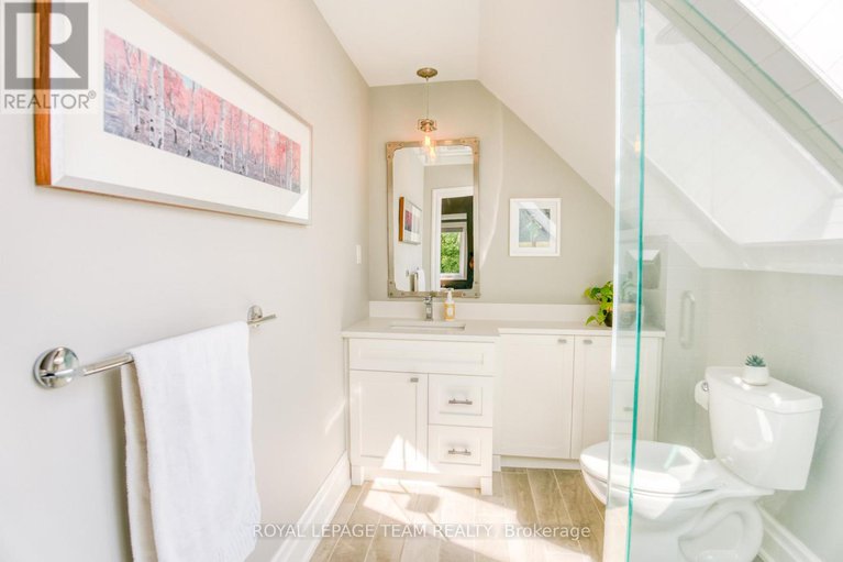 28641850/22-rosebery-avenue/glebe/ottawa/ontario/K1S1W2_33