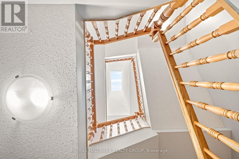 29537111/14-wrenwood-crescent/centrepointe/ottawa/ontario/K2G5V3_34