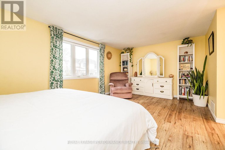 29148897/78-bujold-court/katimavik/ottawa/ontario/K2L3N8_18