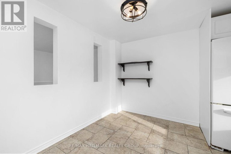 29173642/c-1458-heatherington-road/heron-gateindustrial-park/ottawa/ontario/K1V6S1_11