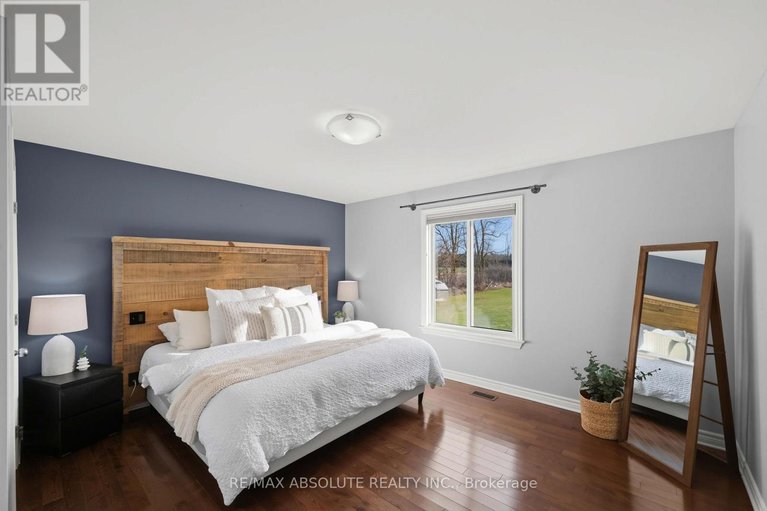 29646601/1819-lochwinnoch-road/horton-twp/horton/ontario/K7V3Z4_7