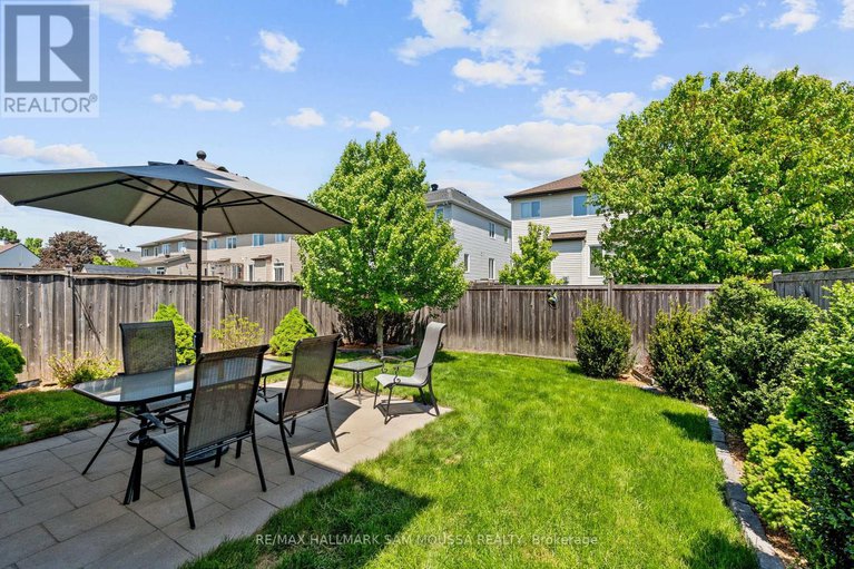 28378170/295-harthill-way/heritage-park/ottawa/ontario/K2J0P3_41