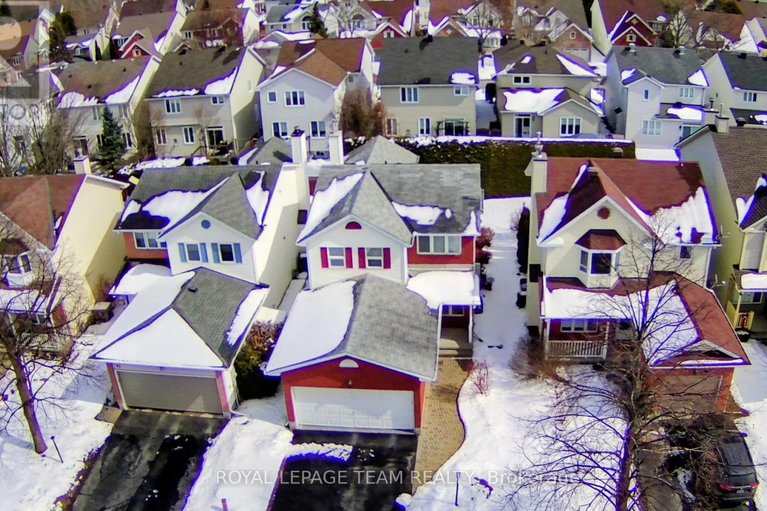 29508813/90-moresby-drive/bridlewood/ottawa/ontario/K2M2J6_37