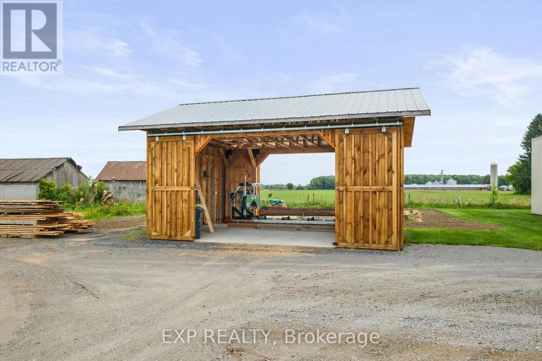 28754156/183-hamilton-road/russell-twp/russell/ontario/K4R0J1_35