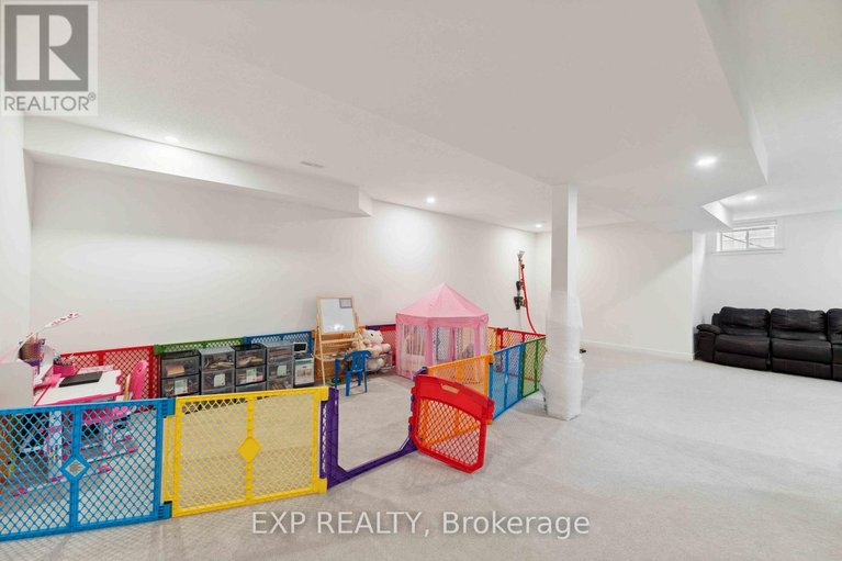 29644816/748-ovation-grove/leitrim/ottawa/ontario/K1T0X6_45